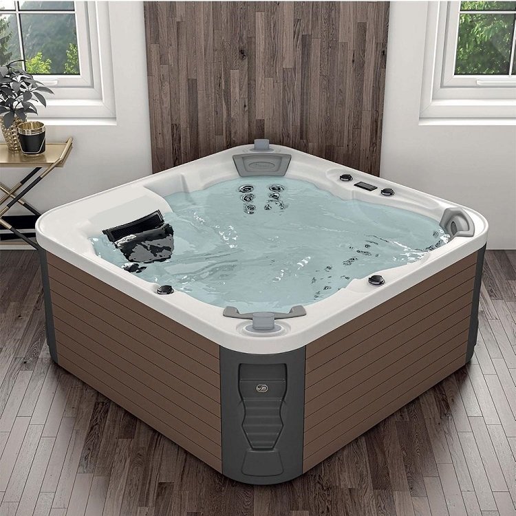 200 x 200 BAHÇE JAKUZİ 4 KİŞİLİK