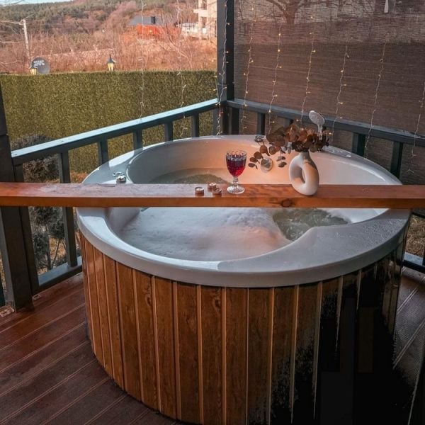 180 CM YUVARLAK JAKUZİ